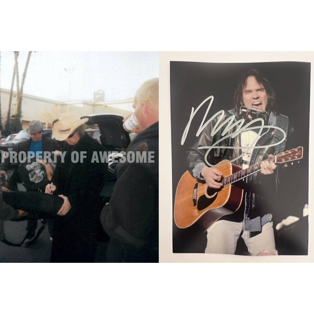 Neil Young 5x7 photo signed with proof