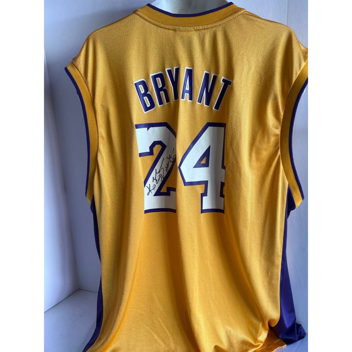 Kobe Bryant 'Mamba Out' signed and inscribed Los Angeles Lakers sixe XL Reebok jersey signed with proof