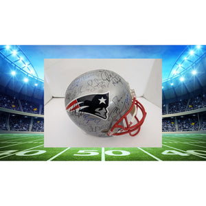 New England Patriots Tom Brady Adam Troy Brown Mike Vrabel Teddy Bruschi Bill Belichick Super Bowl champions 2001 Riddell team signed helmet