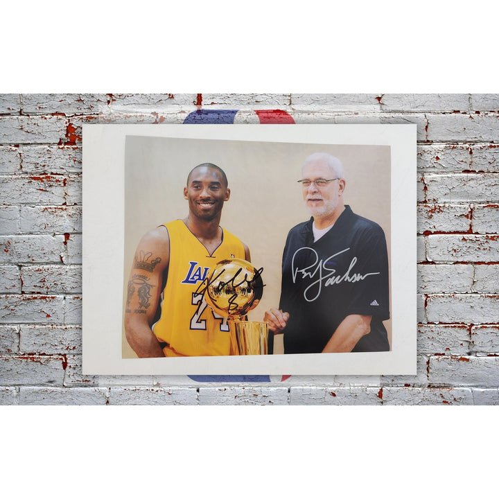 Phil Jackson Kobe Bryant Los Angeles Lakers 8 by 10 photo signed with proof