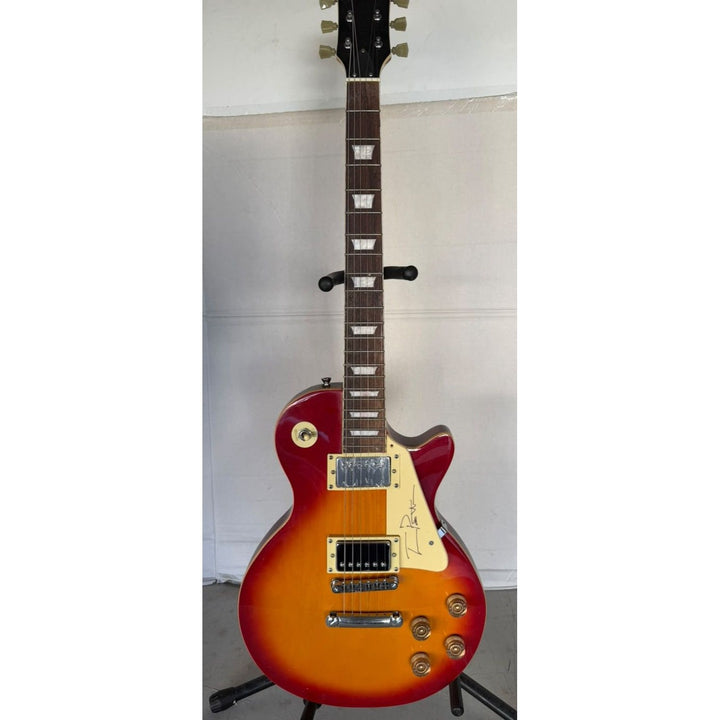 Tom Petty Les Paul vintage electric guitar signed with full provenance, photo proof and AI certification .