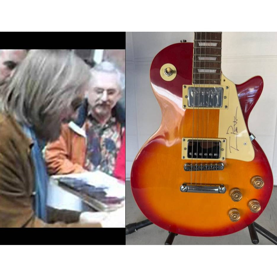 Tom Petty Les Paul vintage electric guitar signed with full provenance, photo proof and AI certification .