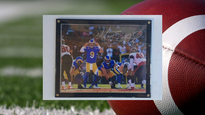 Matthew Stafford 8 by 10 photo signed with proof