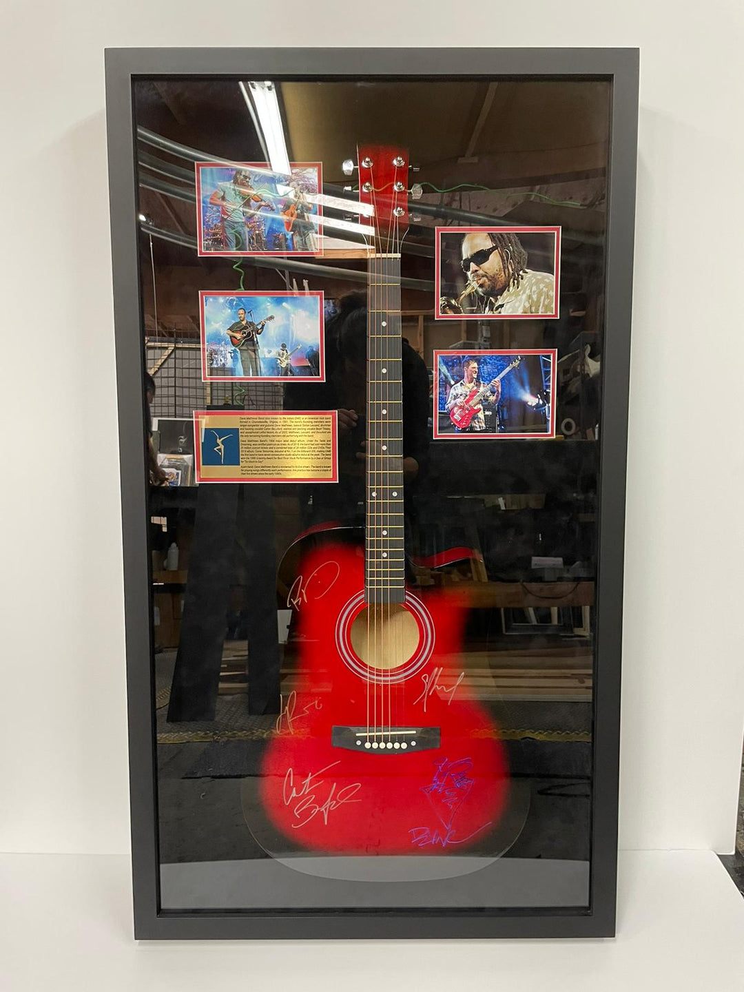 Jerry Garcia with sketch and The Grateful Dead Bob Weir, Mickey Hart, Phil Lesh, Bill Kreutzmann & Tom Constanten 1960's United Acoustic Parlor Acoustic Guitar signed with full provenance & CHAT GPT Authentication analysis - AA09260118 - image 13