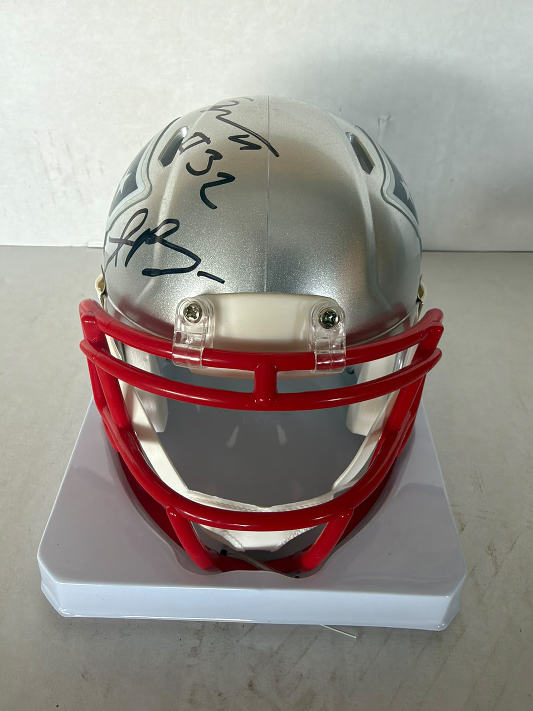 New England Patriots Drake Maye TrevYon Henderson & AJ Brown mini helmet signed with photo proof full provenance & CHAT GPT Authentication analysis - AA09260240 - image 2