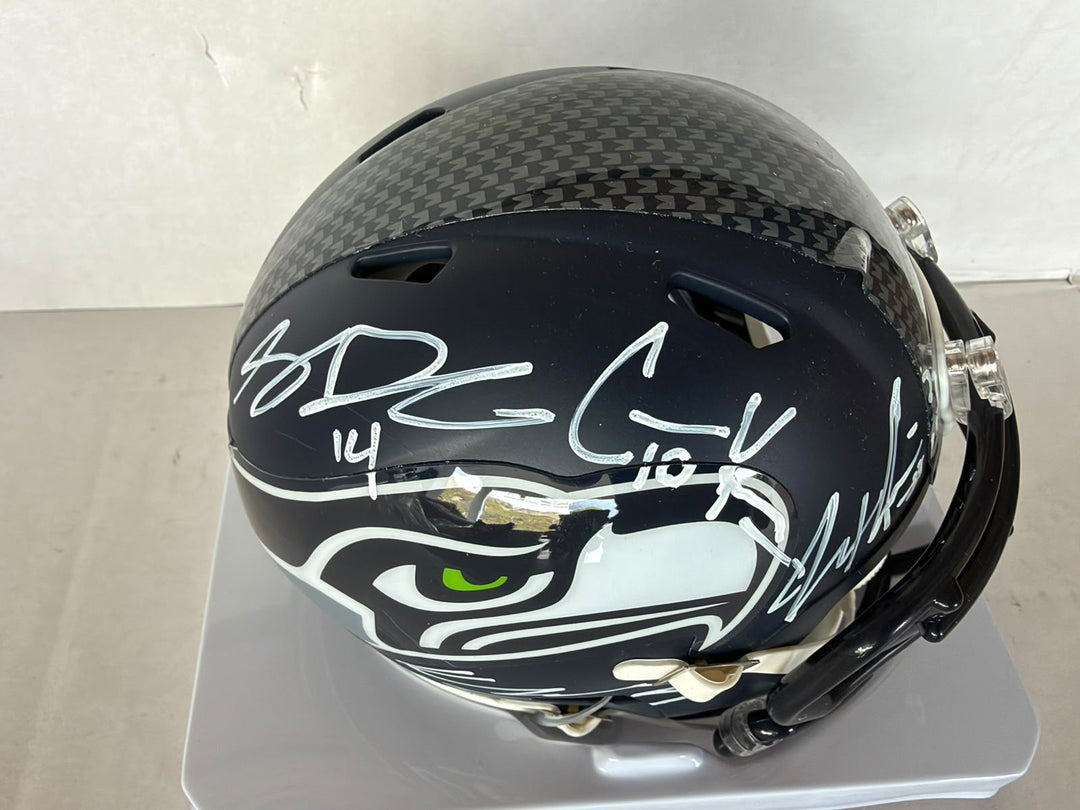 Seattle Seahawks Keneth Walker 111, Sam Darnold, Jaxson Smith- Njigba, Cooper Kupp Riddell mini helmet signed with photo proof full provenance & CHAT GPT Authentication analysis - AA09260245 - image 2