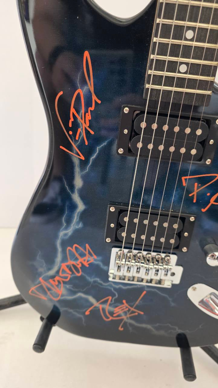 Pantera Dimebag Darrell Abbott, Vinnie Paul, Phil Anselmo and Rex Brown full size Lightning electric guitar signed with proof and full provenance & CHAT GPT Authentication analysis - AA09260178 - image 2