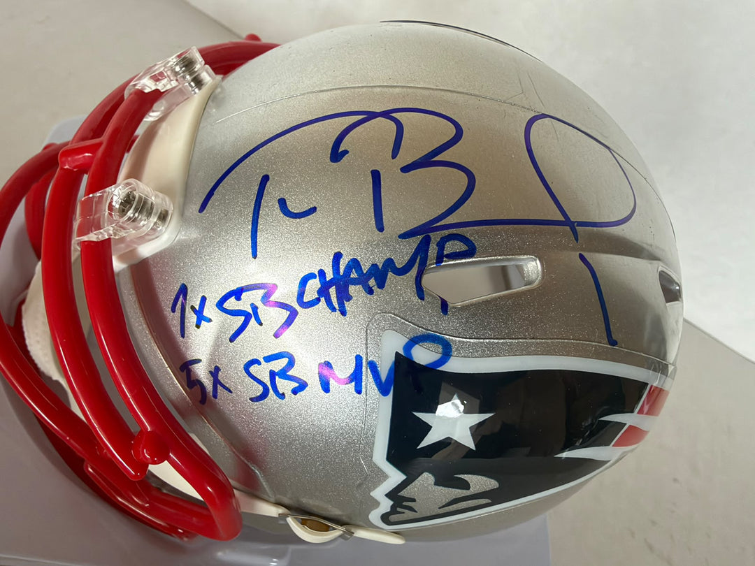 New England Patriots Tom Brady mini helmet signed with photo proof full provenance & CHAT GPT Authentication analysis - AA09260238 - image 2