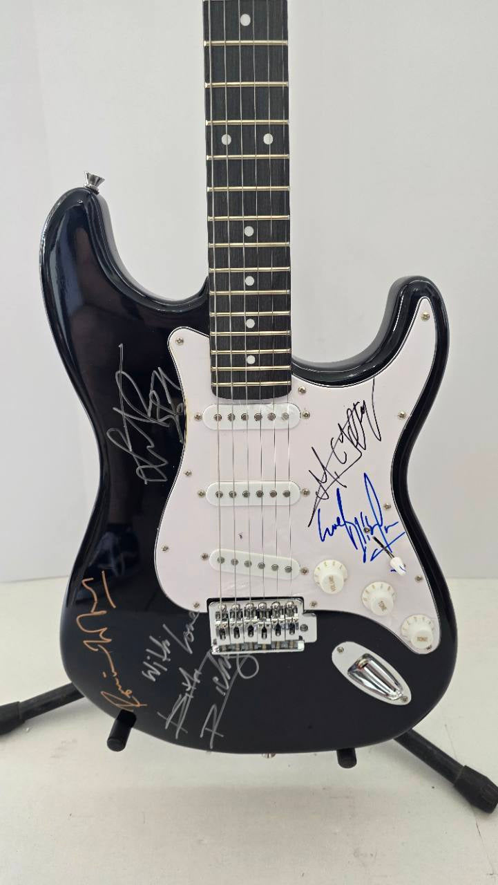 Rolling Stones Mick Jagger, Bill Wyman, Keith Richards, Ronnie Wood and Charlie Watts black Stratocaster full size electric guitar signed with proof and full provenance & CHAT GPT Authentication analysis - AA09260191 - image 2