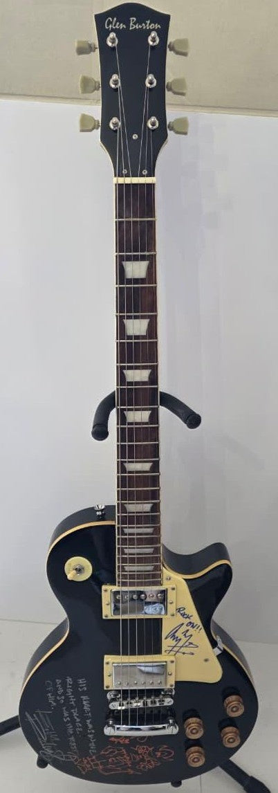 Jimmy Page "Rock On", Angus Young with sketch, Keith Richards vintage Black les paul electric guitar signed with photo proof and full provenance & CHAT GPT Authentication analysis - AA0926086 - image 2