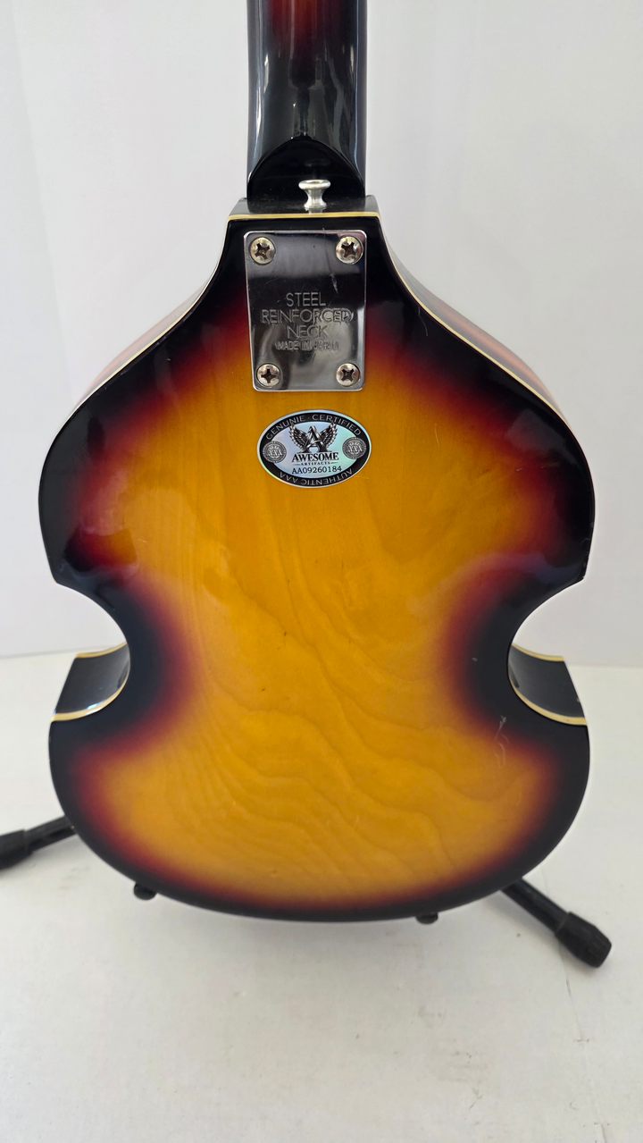 Paul McCartney vintage Hofner Bass guitar signed with proof - AA09260184 - image 2