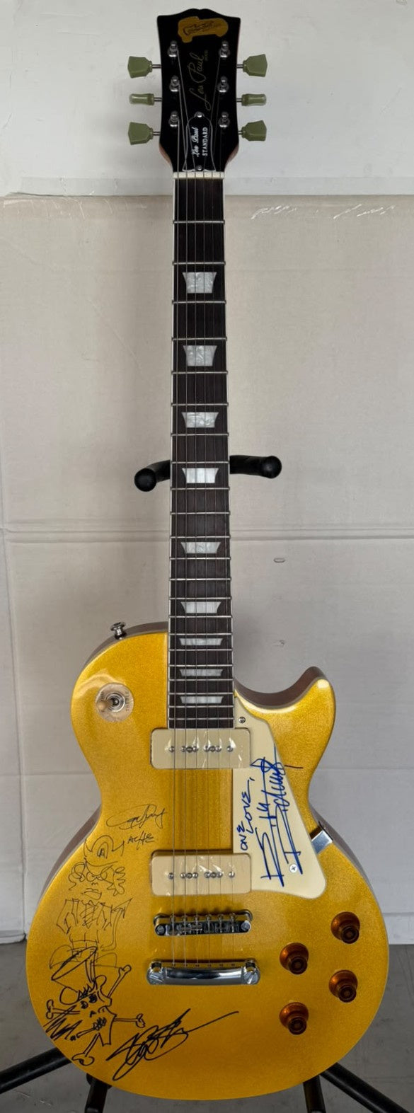 Angus Young Slash Keith Richards vintage gold les paul electric guitar signed with photo proof and full provenance & CHAT GPT Authentication analysis - AA09260248 - image 2