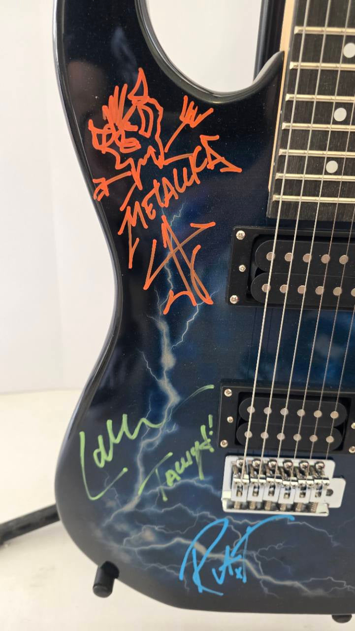 Metallica James Hetfield, Lars Ulrich, Robert Trujillo and Kirk Hammett full size Lightning electric guitar signed with proof and full provenance & CHAT GPT Authentication analysis - AA09260176 - image 2