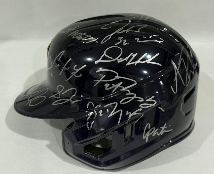 Milwaukee Brewers 2026 team signed MLB authentic game model batting helmet  team signed with photo proof, full provenance & CHAT GPT Authentication analysis - AA09260252 - image 2