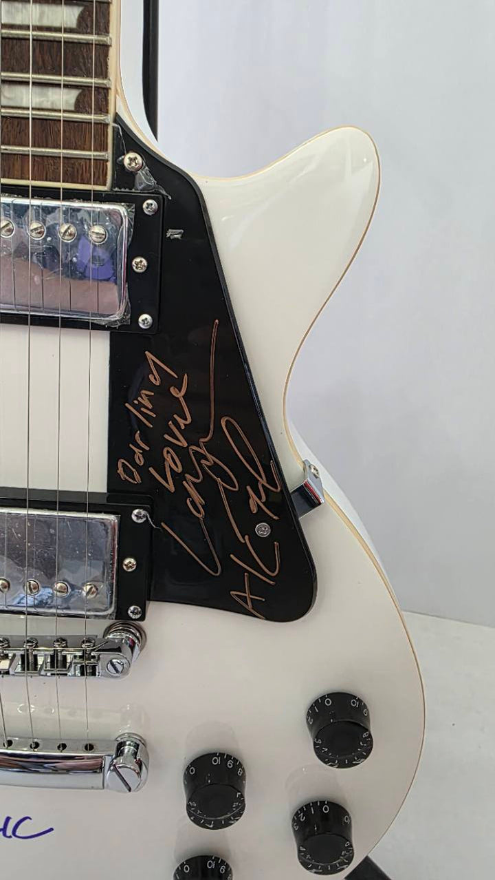 Alice in Chains Layne Staley, Jerry Cantrell, Sean Kinney and Mike Inez vintage white full size Glen Burton Les Paul-style electric guitar signed with proof and full provenance & CHAT GPT Authentication analysis - AA0926072 - image 3