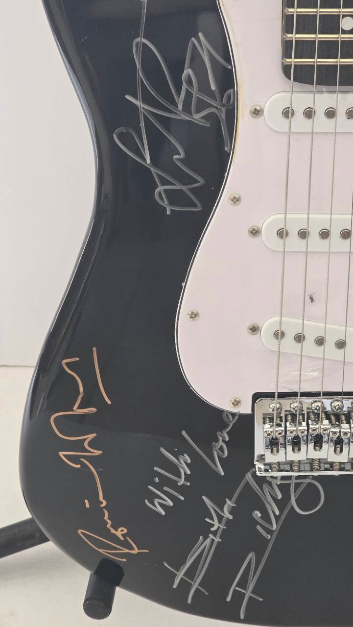 Rolling Stones Mick Jagger, Bill Wyman, Keith Richards, Ronnie Wood and Charlie Watts black Stratocaster full size electric guitar signed with proof and full provenance & CHAT GPT Authentication analysis - AA09260191 - image 3