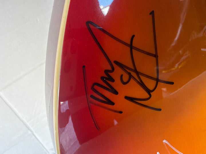 Noel Gallagher, Liam Gallagher, Paul "Bonehead" Arthurs, Paul "Guigsy" McGuigan and Alan White cherry les paul electric guitar signed with photo proof and full provenance & CHAT GPT Authentication analysis - AA09260259 - image 3