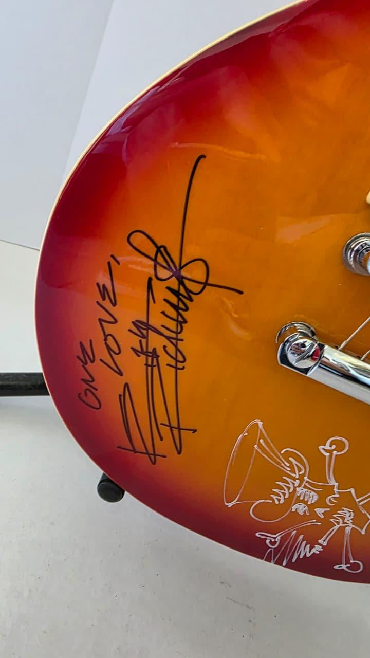 Slash with sketch, Angus Young and Keith Richards vintage Cherry les paul electric guitar signed with photo proof and full provenance & CHAT GPT Authentication analysis - AA0926080 - image 3