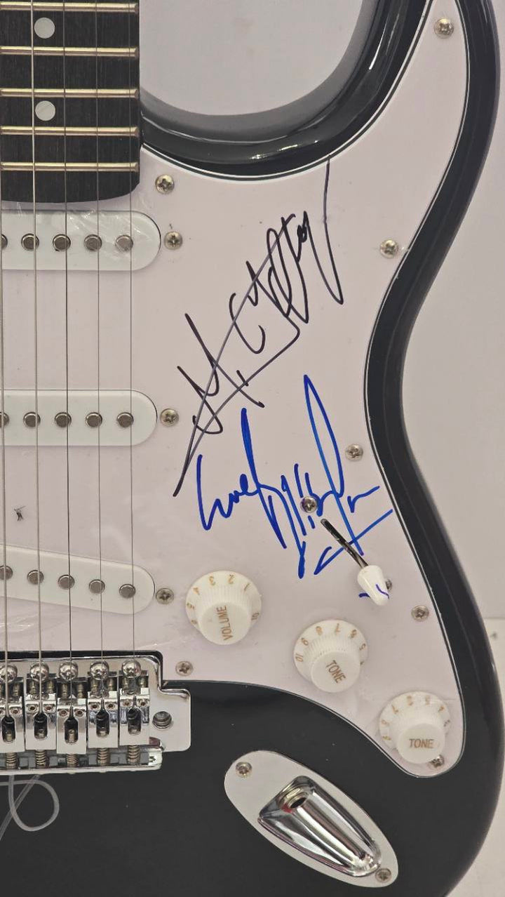 Rolling Stones Mick Jagger, Bill Wyman, Keith Richards, Ronnie Wood and Charlie Watts black Stratocaster full size electric guitar signed with proof and full provenance & CHAT GPT Authentication analysis - AA09260191 - image 4