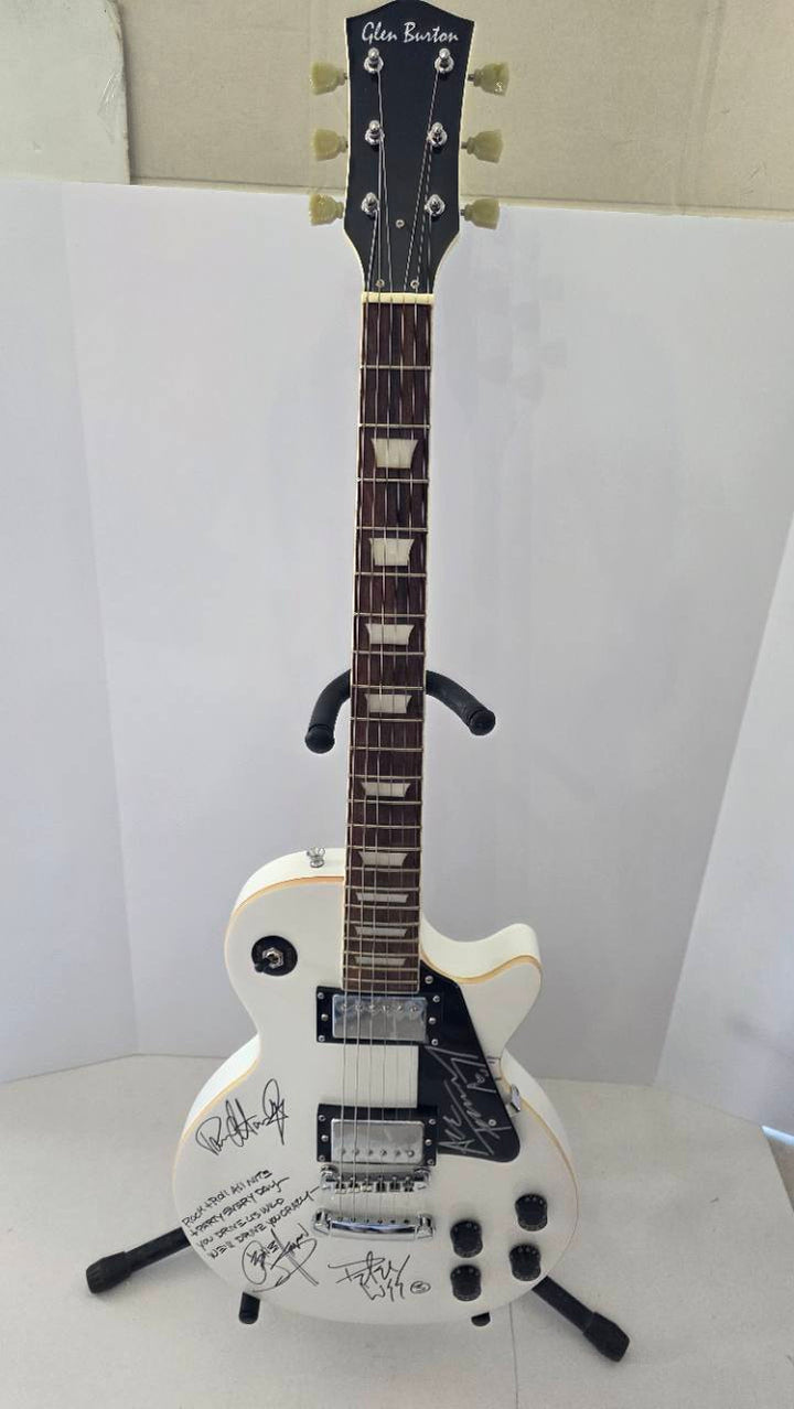 Kiss Gene Simmons, Peter Criss, Paul Stanley and Ace Frehley vintage white full size Glen Burton Les Paul-style electric guitar with inscription signed with proof and full provenance & CHAT GPT Authentication analysis - AA0926076 - image 4