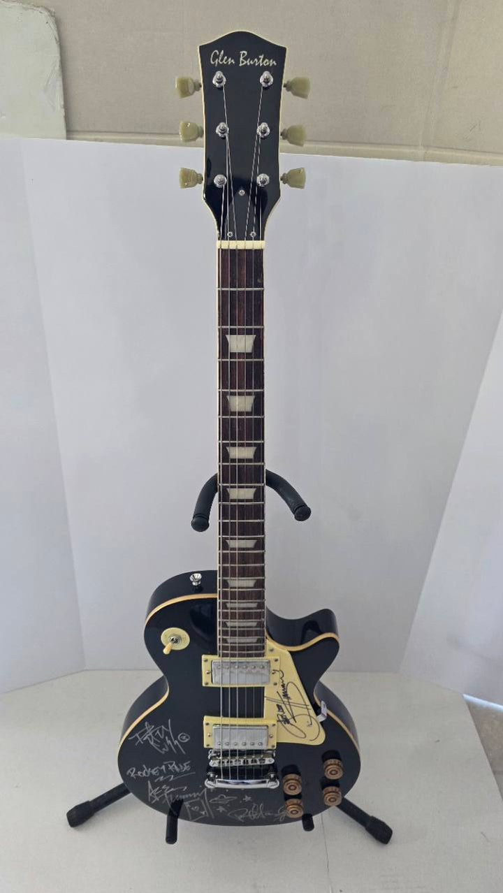 Kiss Gene Simmons, Peter Criss, Paul Stanley and Ace Frehley vintage black full size Glen Burton Les Paul-style electric guitar with sketches signed with proof and full provenance & CHAT GPT Authentication analysis - AA0926075 - image 4