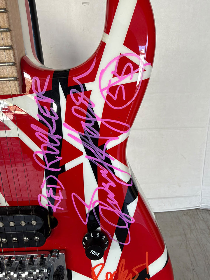 EVH Eddie Van Halen Alex Van Halen, David Lee Roth, Michael Anthony,  Sammy Hagar Stratocater Stripe Series electric guitar igned with full certification, AI verification analysis & photo proof - AA09260189 - image 5