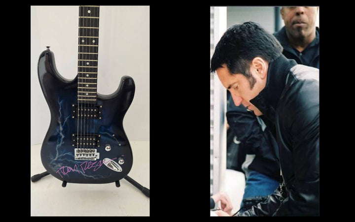 Nine Inch Nails NIN Trent Reznor full size Lightning electric guitar signed with proof and full provenance & CHAT GPT Authentication analysis - AA09260181 - image 5