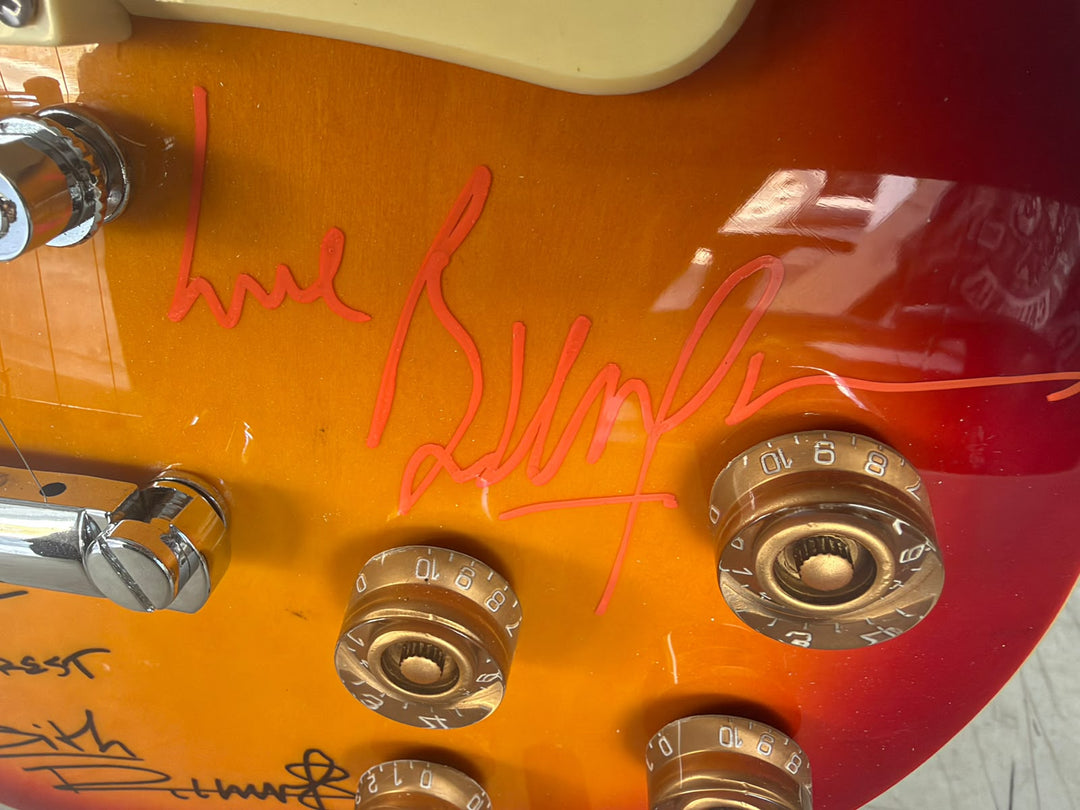 Rolling Stones Mick Jagger, Keith Richards, Bill Wyman, Charlie Watts & Ronnie Wood cherry les paul electric guitar signed with photo proof and full provenance & CHAT GPT Authentication analysis - AA09260246 - image 5