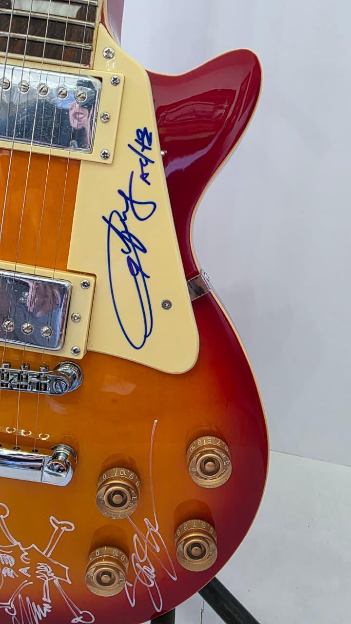 Slash with sketch, Angus Young and Keith Richards vintage Cherry les paul electric guitar signed with photo proof and full provenance & CHAT GPT Authentication analysis - AA0926080 - image 5