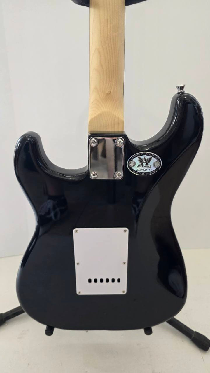 Def Leppard Joe Elliott, Rick Allen, Phil Collen, Vivian Campbell and Rick Savage black Stratocaster full size electric guitar signed with proof and full provenance & CHAT GPT Authentication analysis - AA09260192 - image 5