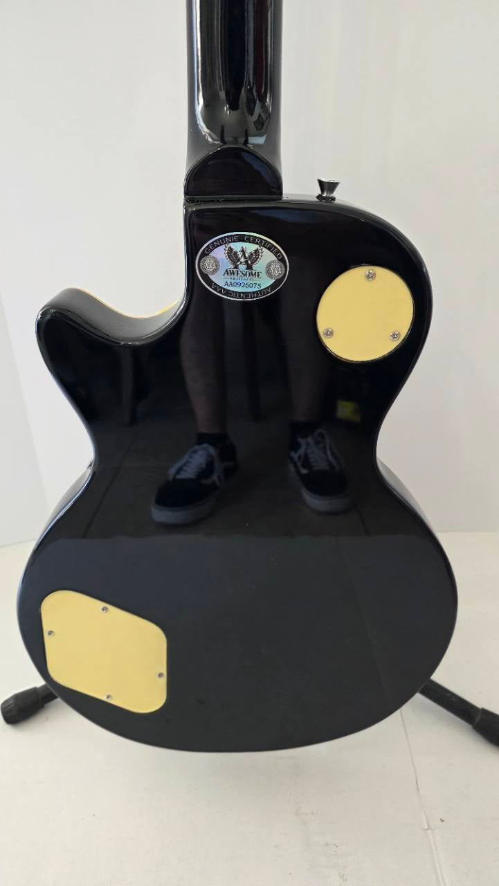 Kiss Gene Simmons, Peter Criss, Paul Stanley and Ace Frehley vintage black full size Glen Burton Les Paul-style electric guitar with sketches signed with proof and full provenance & CHAT GPT Authentication analysis - AA0926075 - image 5
