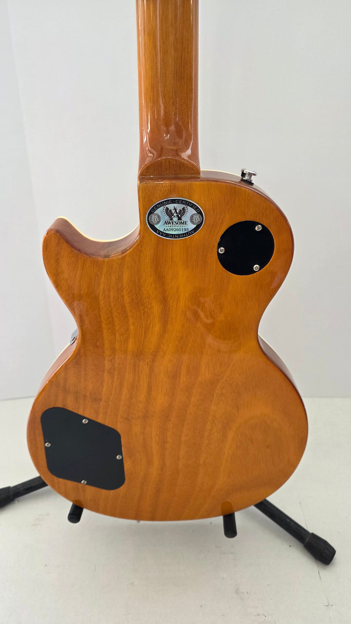 Guns N' Roses Slash, Axl Rose, Steven Adler with sketch, Matt Sorum with sketch, Izzy Stradlin and Gilby Clarke gold Les Paul full size vintage electric guitar signed with proof and full provenance & CHAT GPT Authentication analysis - AA09260195 - image 5