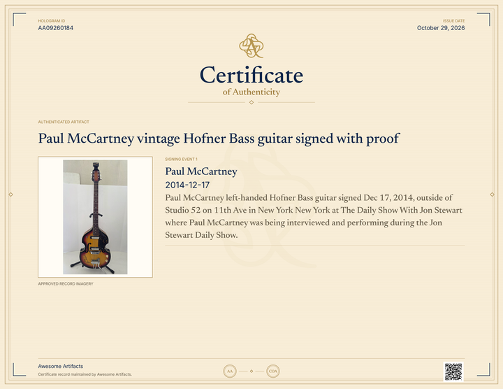 Paul McCartney vintage Hofner Bass guitar signed with proof - AA09260184 - image 6