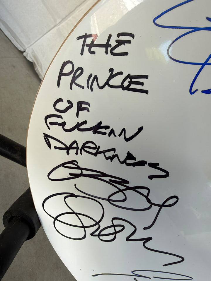 Black Sabbath Ozzy Osbourne Bill Ward Tony Iommi Geezer Butler Ronnie James Dio Vinny Appice white les paul electric guitar signed with photo proof and full provenance & CHAT GPT Authentication analysis - AA09260253 - image 8