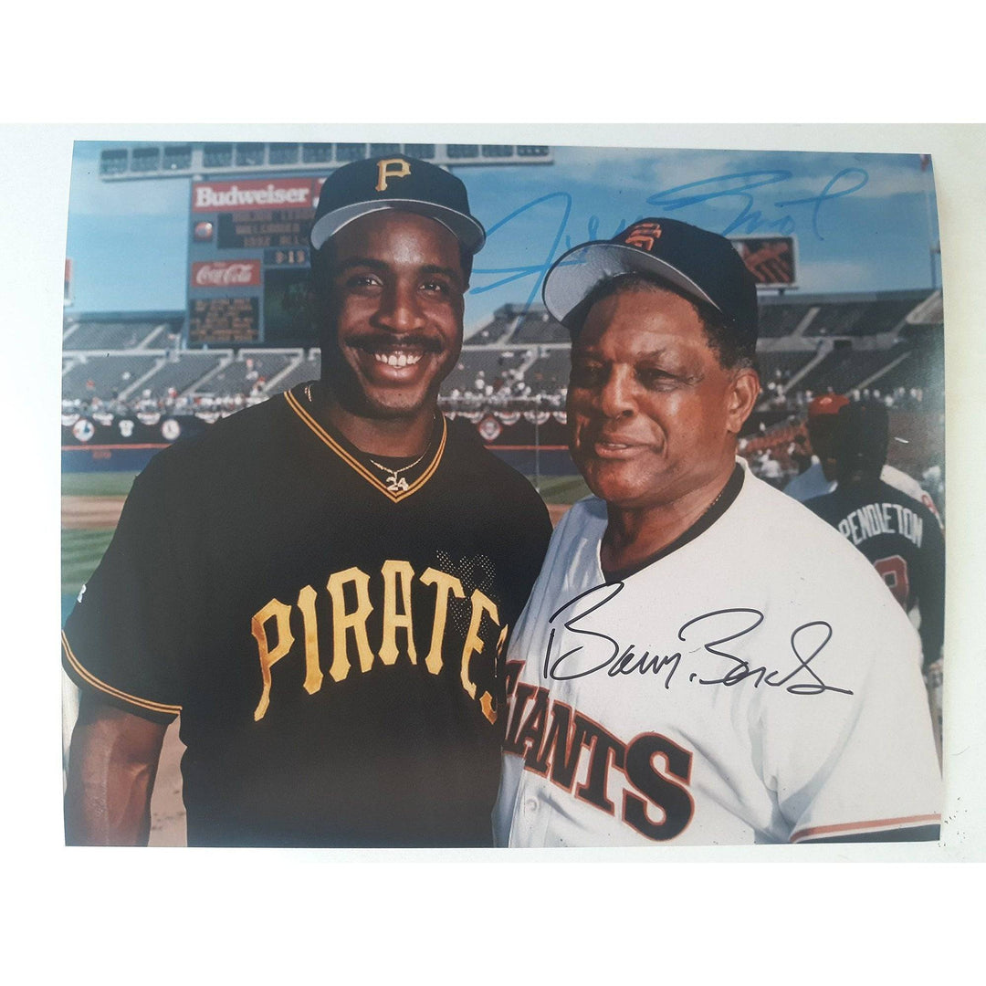 Barry Bonds and Willie Mays 8 x 10 signed photo with proof