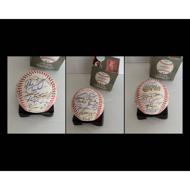 Curt Schilling, Pedro Martinez, David Ortiz 2007 Boston Red Sox team signed MLB baseball with proof