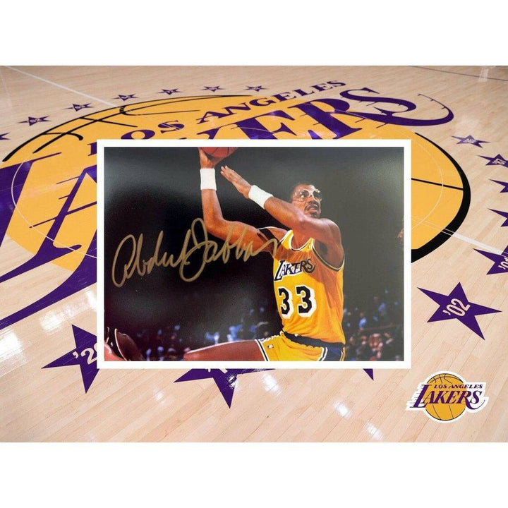 Kareem Abdul-Jabbar Los Angeles Lakers 5 x 7 photo signed with proof