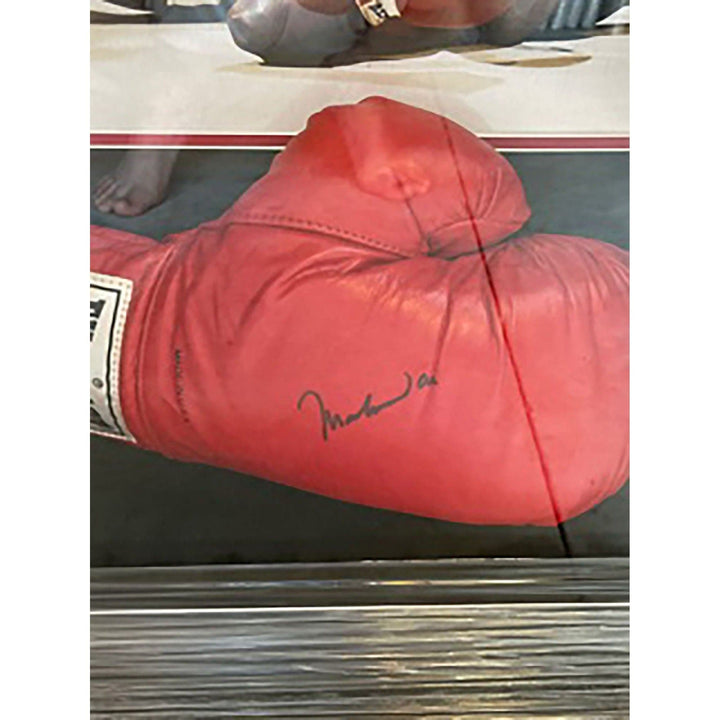 Muhammad Ali boxing glove with proof