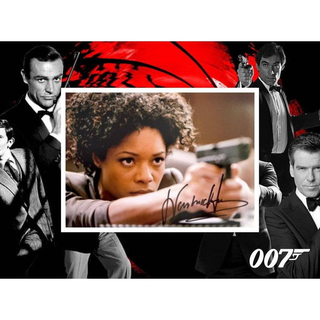 Naomie Harris Miss Moneypenny James Bond 5 x 7 photo signed