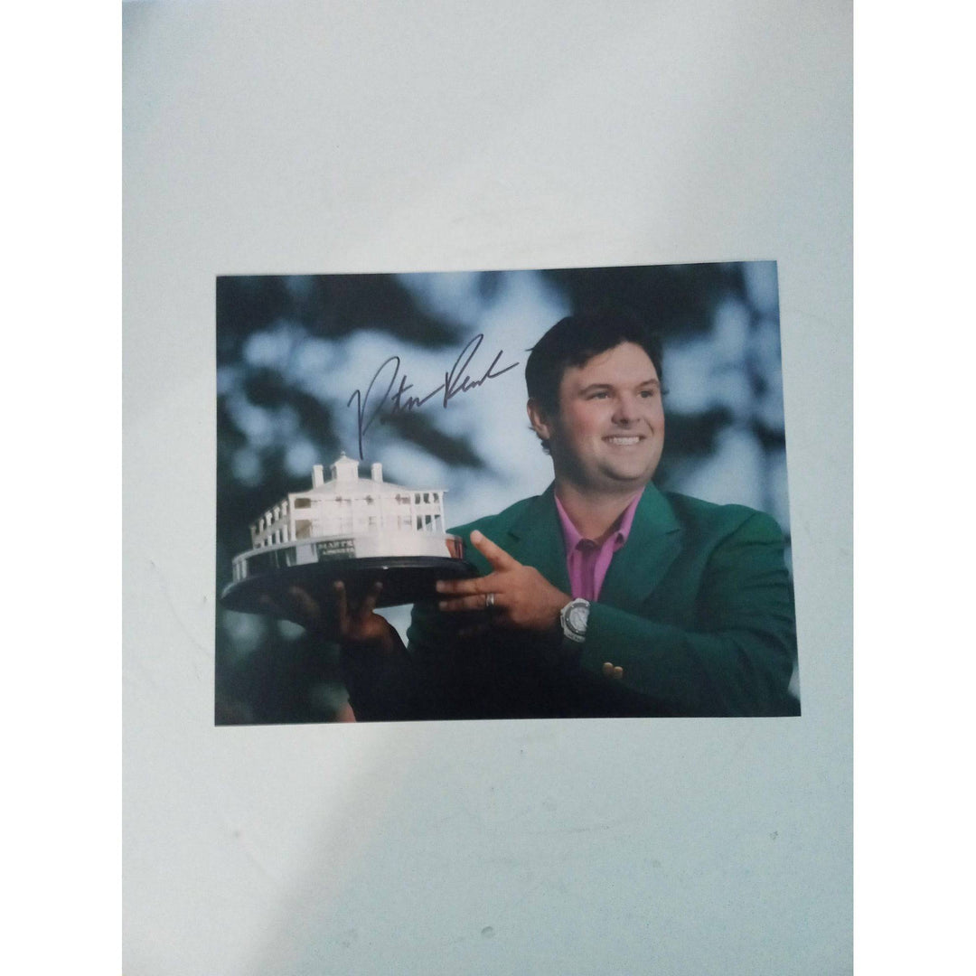 Patrick Reed Masters golf champion signed 8 by 10 photo with proof - Awesome Artifacts 