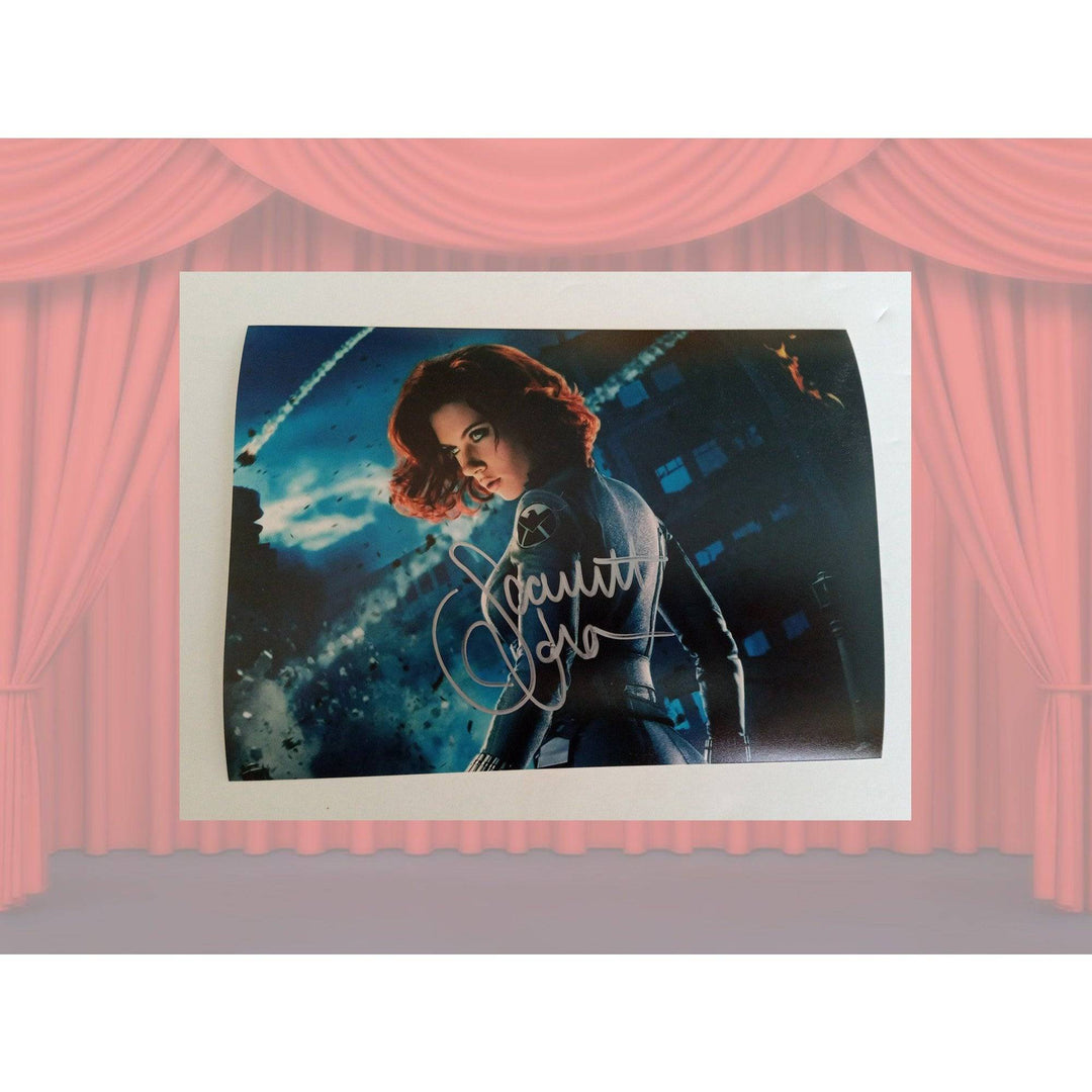 Scarlett Johansson Natasha Romanoff in The Avengers 5 x 7 photo signed with proof - Awesome Artifacts 