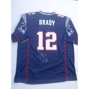 Tom Brady New England Patriots size large authentic jersey signed and inscribed with proof