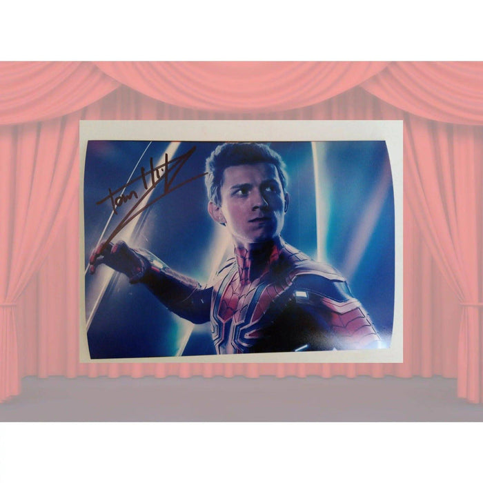 Tom Holland The Avengers Infinity War 5 x 7 with proof