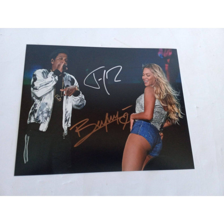 Beyonce Knowles and Shawn Jay-Z Carver 8 by 10 signed photo with proof