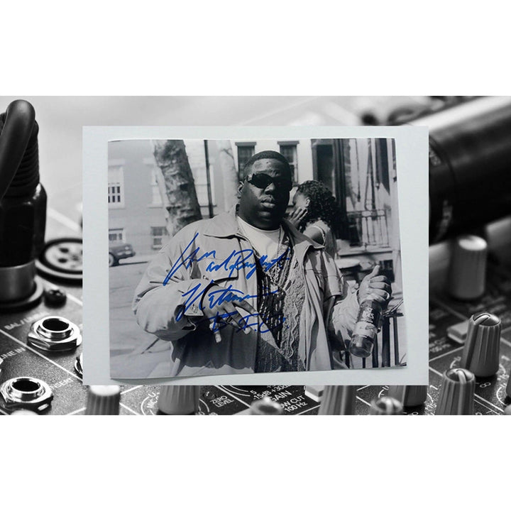 Notorious BIG Christopher Wallace Biggie Smalls 8 x 10 photo signed - Awesome Artifacts 