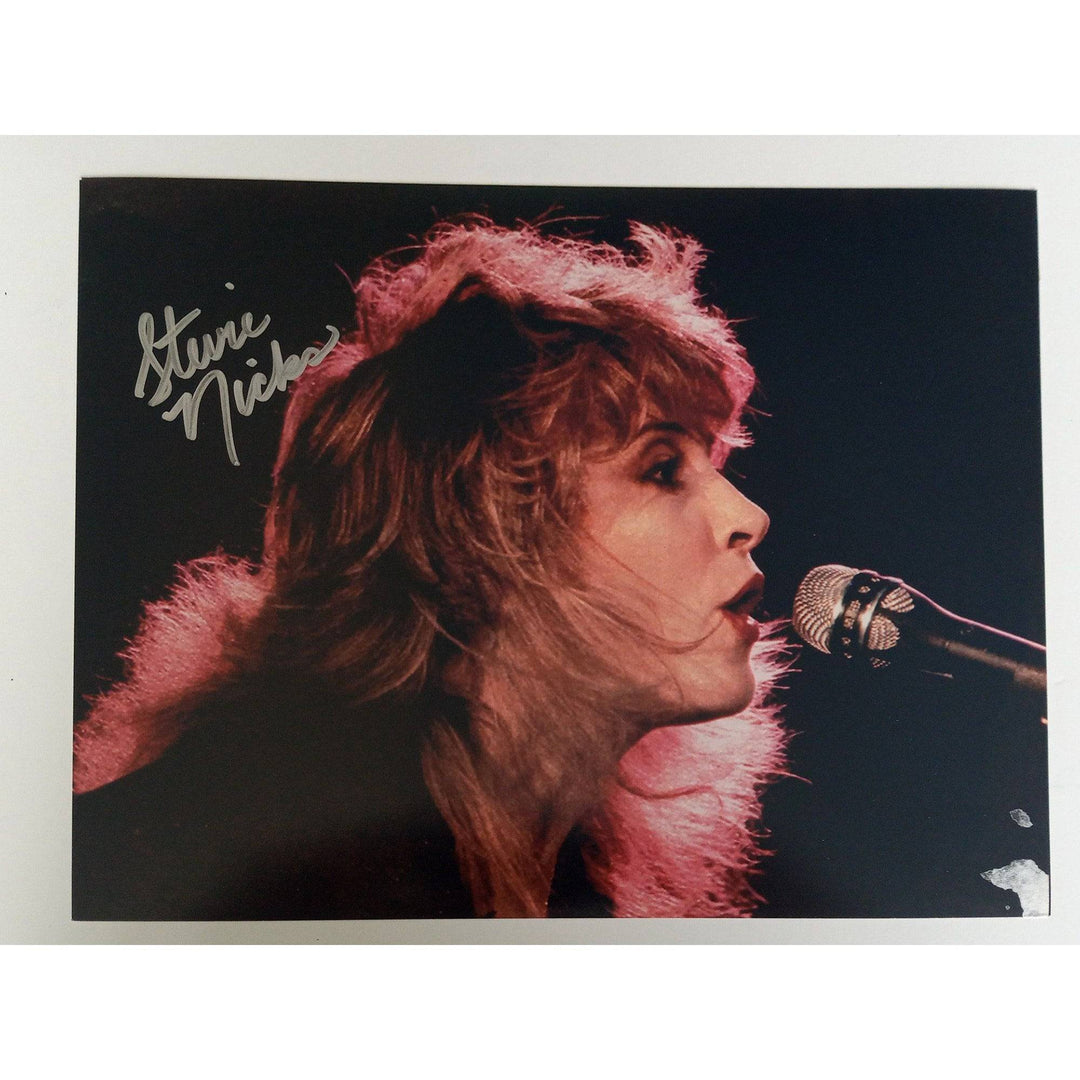 Stevie Nicks Fleetwood Mac 8 by 10 signed photo with proof