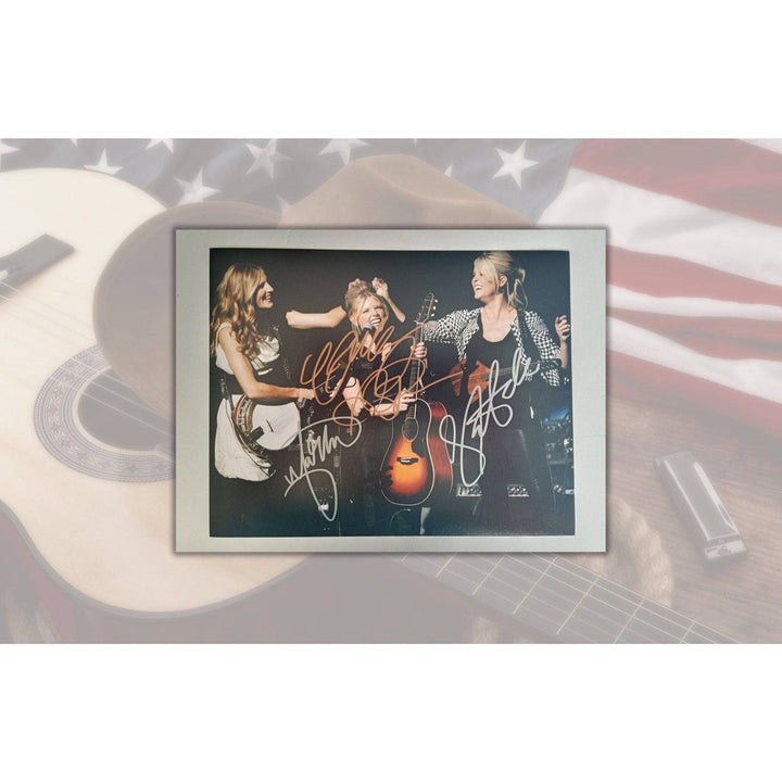 The Dixie Chicks Natalie Maines, Emily Robison, Martie Maguire 8 by 10 signed photo  with proof