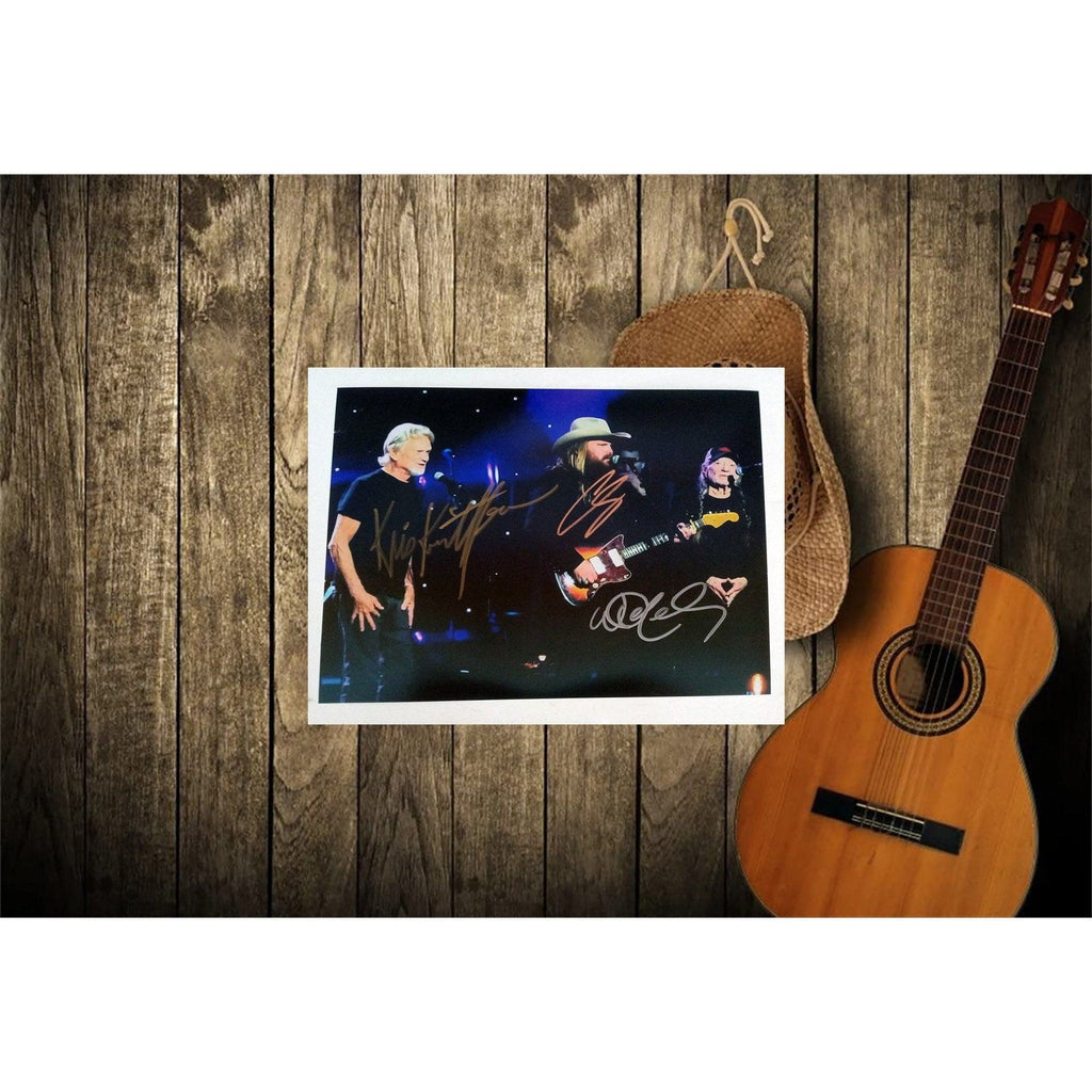 Willie Nelson Kris Kristofferson and Chris Singleton 8 x 10 photo signed with proof