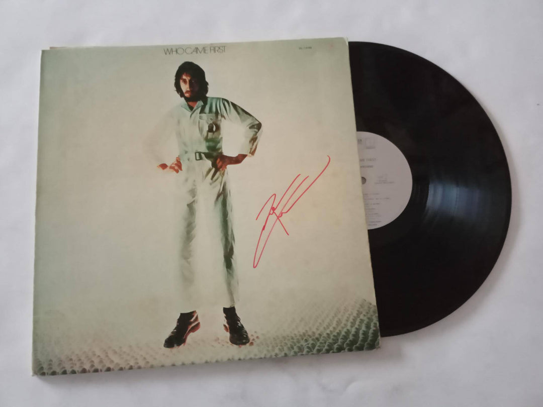 Pete Townshend of "The Who" LP signed with proof