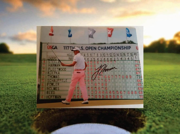 Golf Star Justin Thomas photo signed with proof (8 x 10)